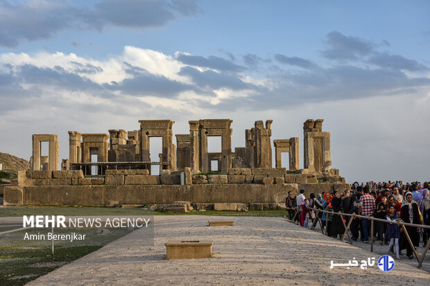 برگزاری صدمین سالگرد ارکستر فیلارمونیک ارمنستان در تخت جمشید