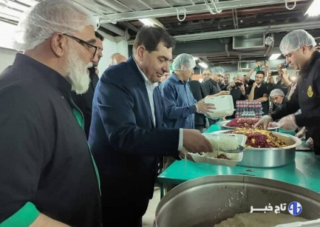 حضور مخبر در جمع اعضای گروه جهادی شهید سپهبد غلامعلی رشید