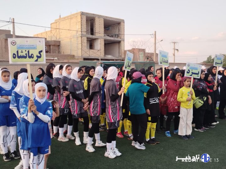 یزد قهرمان مسابقات هاکی دختران زیر ۱۷ سال کشور در بردسکن شد