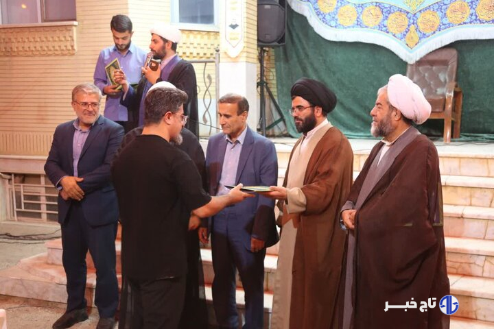 «اتحاد مقدس» برآمده از متن دین است؛ بایسته‌های قرآنی همراهی با پیامبر