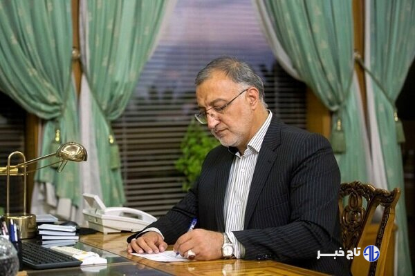 احترام نظامی قهرمانان کشتی سبب خلق تصویری از اوج وطن پرستی ایرانیان شد
