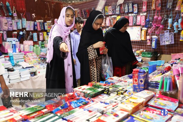 تنوع رنگ‌ها و مزه‌ها در نمایشگاه پاییزه زاهدان