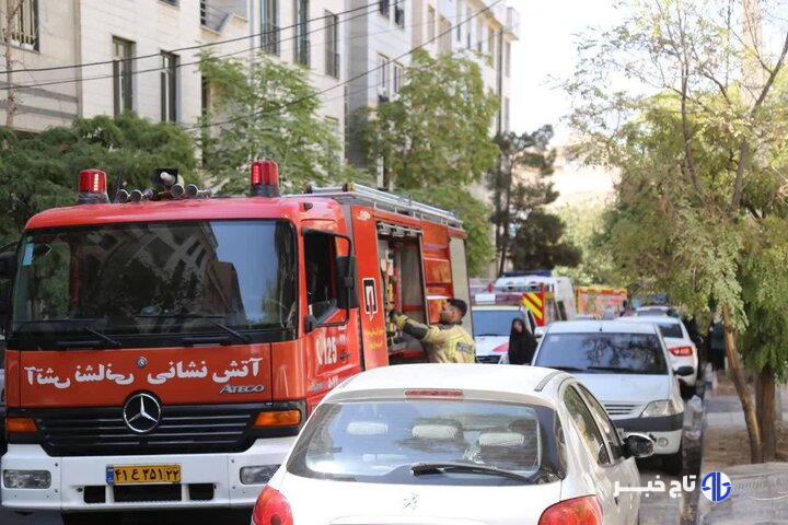 حریق ساختمان مسکونی در مرزداران؛ ۱۸ نفر نجات یافتند