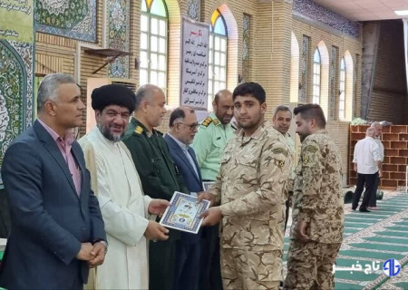 سربازان نمونه در گناوه تجلیل شدند