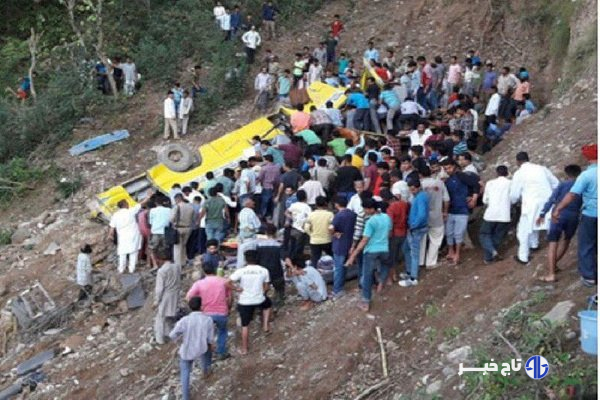 مرگ حداقل ۱۵ نفر در تصادف اتوبوس در سریلانکا