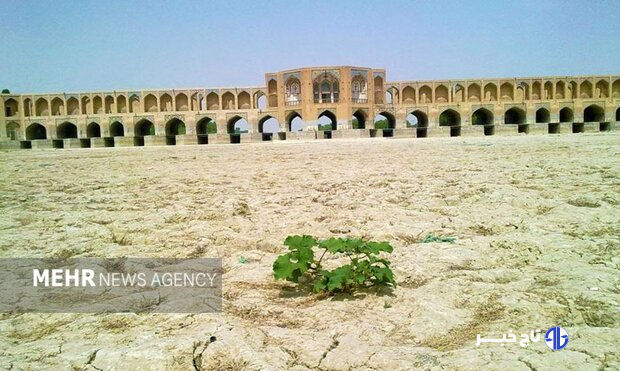 احسانی: بحران کنونی زاینده‌رود نتیجه مشکلات بنیادین در تراز آبی است