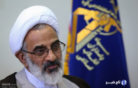 حاجی صادقی: امت متصل به ولایت هرگز شکست نمی‌خورد