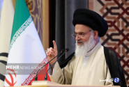 حسینی بوشهری: قدرت موشکی و انسجام ملی عامل اصلی اقتدار ایران است