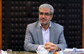 دبستان شهیدرجایی هفت‌تپه شوش به میز و دیگر امکانات آموزشی تجهیز شد