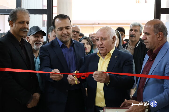 نمایشگاه خوشنویسی «یاد یار مهربان» در شهرکرد گشایش یافت
