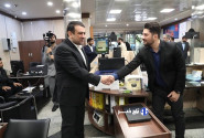 بازدید نجارزاده از برخی شعب سابق بانک سابق آینده