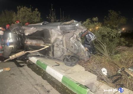 باخدا: واژگونی خودروی ۴۰۵ در بلوار نماز مشهد ۲ مصدوم برجا گذاشت