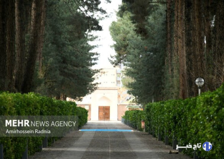 بازدید نماینده یونسکو از میراث جهانی باغ و عمارت اکبریه