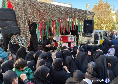 تشییع پیکر مطهر سه شهید گمنام در سنندج