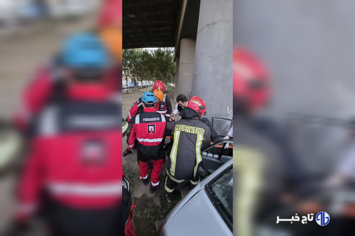 تصادف دو خودرو در مشهد ۳ مصدوم و یک محبوس بر جا گذاشت