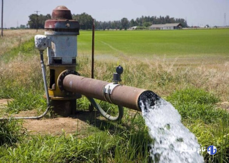 جلوگیری از برداشت غیرمجاز ۹ میلیون مترمکعب آب زیرزمینی در لرستان