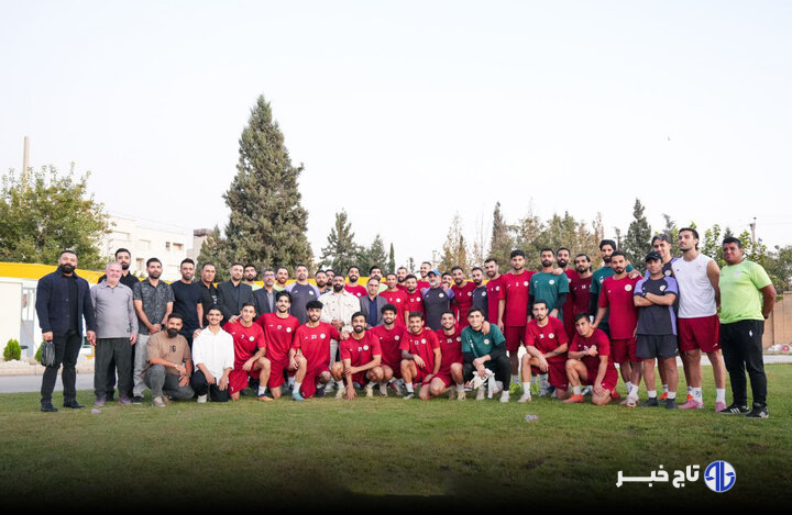 حضور هادی چوپان در تمرین تیم فجر شهید سپاسی شیراز