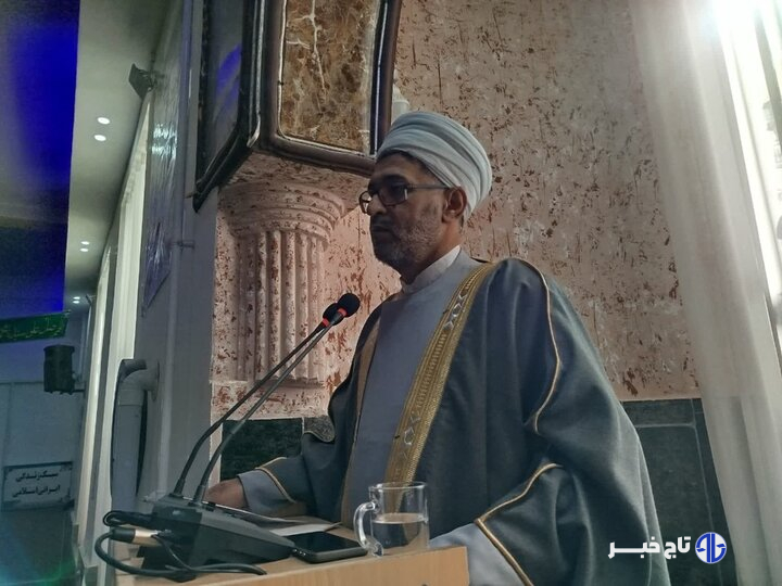 ماموستا محمدی: مسئولان باید نظارت بر فضای مجازی را جدی بگیرند