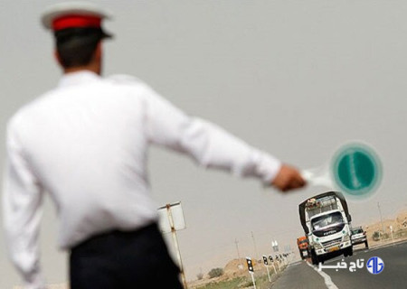 مولوی: راننده کامیون متخلف محور خور-جندق دستگیر شد