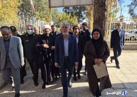 وزیر فرهنگ و ارشاد اسلامی از مجتمع ثامن‌الحجج خلیل‌آباد بازدید کرد