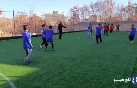 چمن مصنوعی مدرسه رستگاران دهگلان به بهره‌برداری رسید