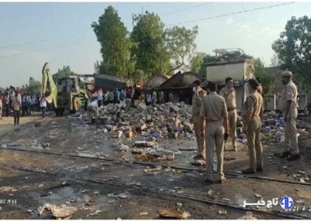 ۳ کشته در اثر برخورد وانت با قطار در تریپورای هند