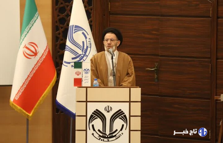 «آیتالله قاضی» شخصیتی جامع و الگو برای جامعه روحانیت و مردم بود