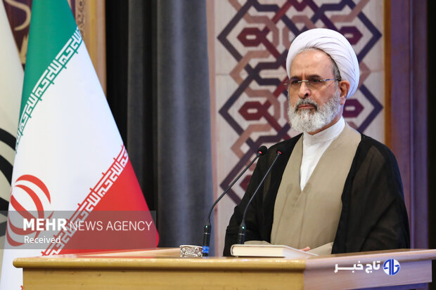 ایران اسلامی امروز قدرتمندتر و مجهزتر از قبل برابر دشمنان ایستاده است