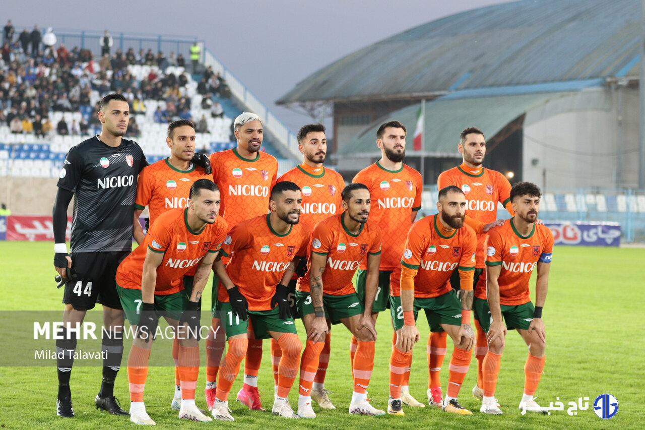 خیز استقلال و سپاهان برای رسیدن به صدرجدول/ ملوان علیه یک رکورد منفی