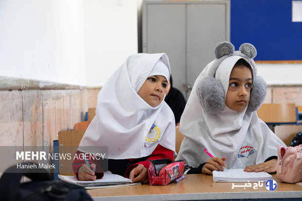 مدارس و دانشگاههای خوزستان فردا حضوری است