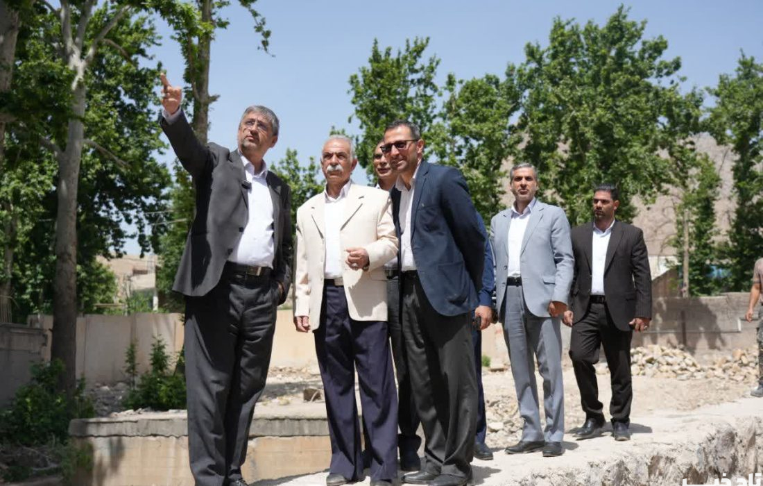 ایجاد پارک ساحلی شهری در حریم فلکالافلاک/ استاندار لرستان خبر داد