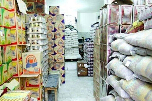 کمبودی در تأمین کالاهای اساسی در لرستان نداریم