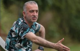 کمالوند سرمربی فصل آینده خیبر خرم آباد می شود؟!