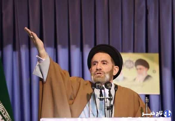 آسفالت بسیاری از خیابانها و کوچههای خرم آباد وضعیت مطلوبی ندارند