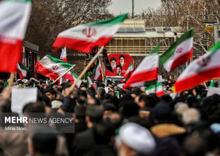 وحدت مکرّراً و مؤکّداً تذکر داده شد