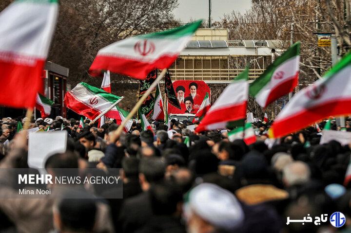 وحدت مکرّراً و مؤکّداً تذکر داده شد