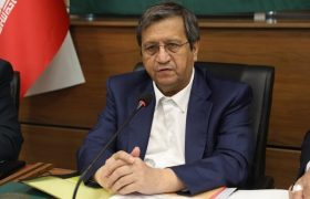 همتی: فروپاشی اقتصادی با بیانیه سیاسی تحقق نمیابد